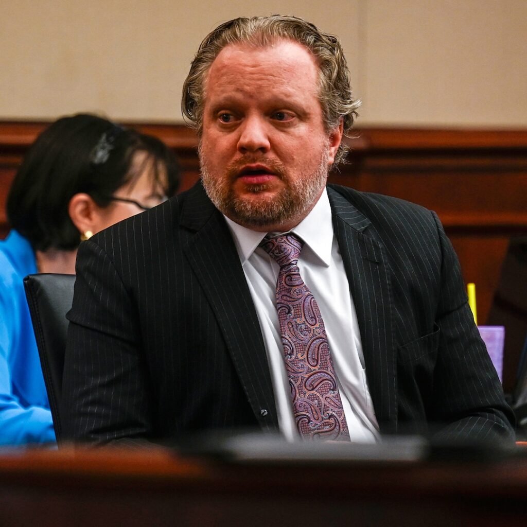 Dentist Guilty: Life Sentence in Wife’s Poisoning Death Dentist Sentenced for Poisoning Wife
