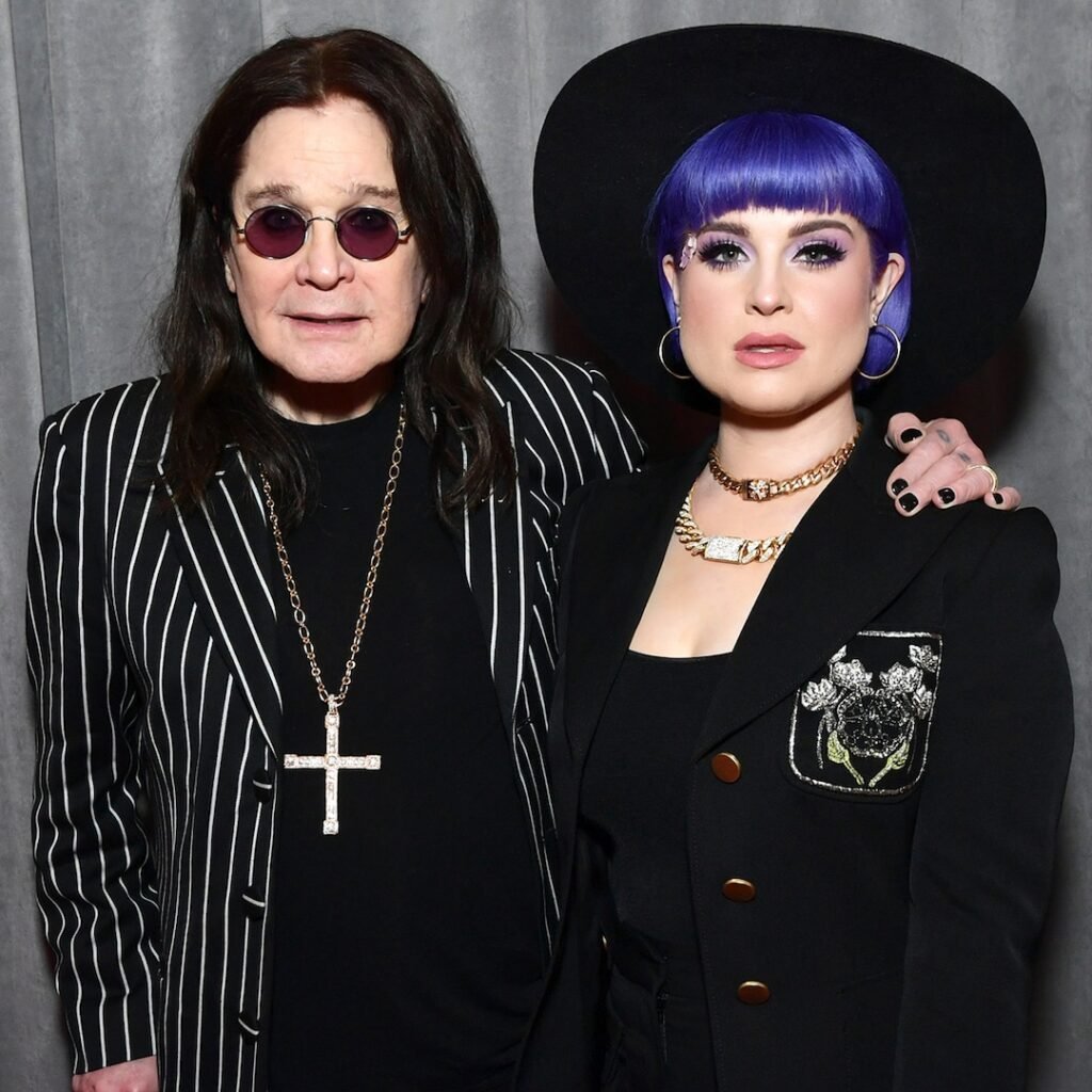 Kelly Osbourne Wears His Sunglasses