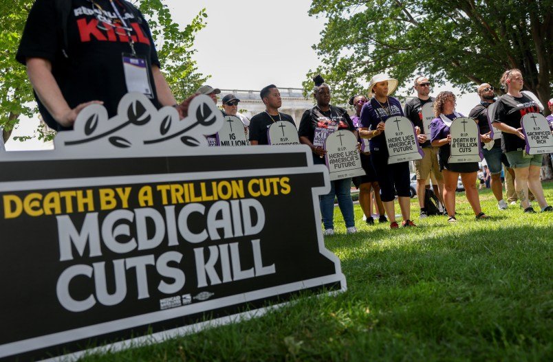 These Are the Communities Most Likely to be Hurt By Hospital Closures and Medicaid Cuts