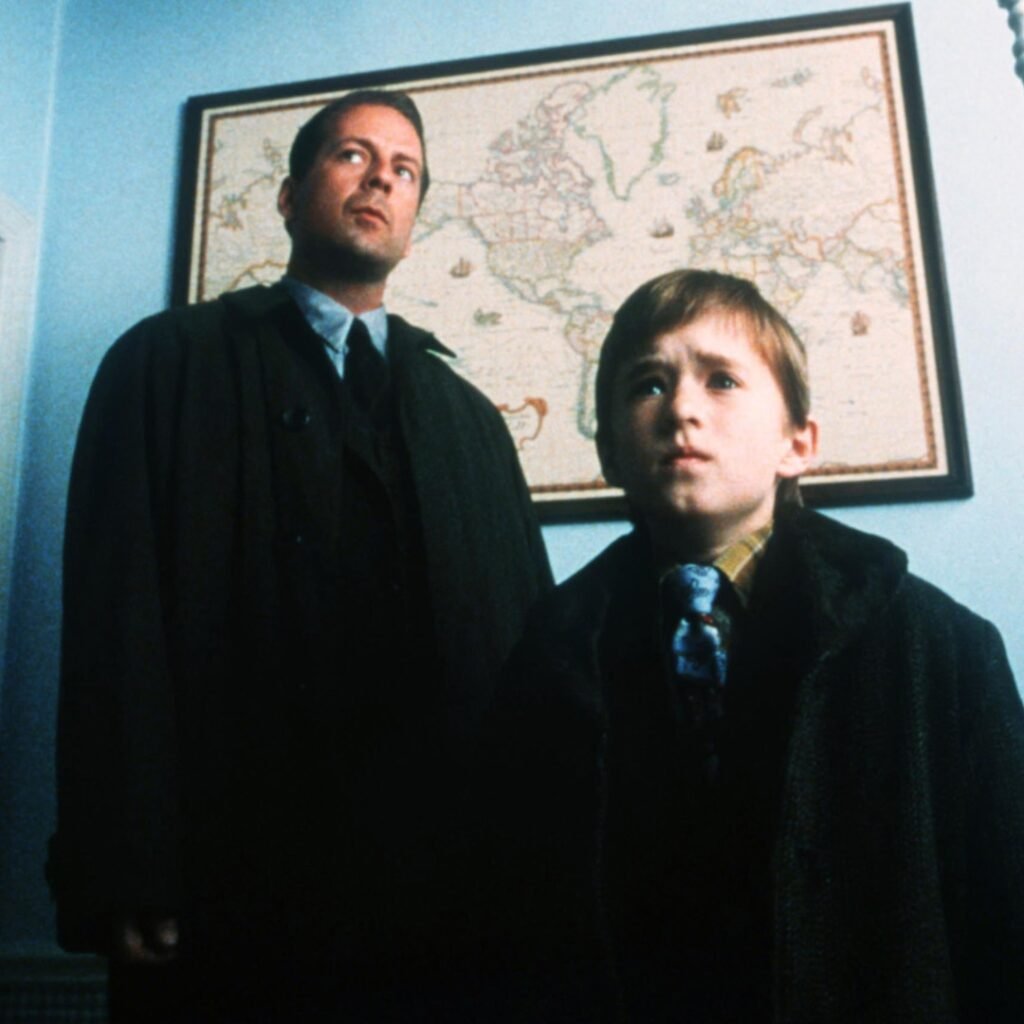 Haunting Secrets About The Sixth Sense You Won't Be Able to Unsee