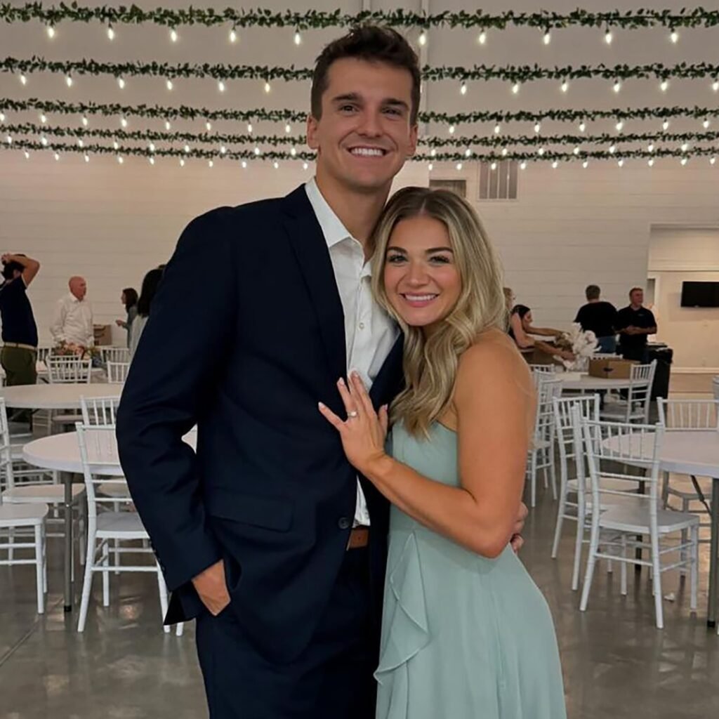 Matt Howard, Abby Howard Suffer Pregnancy Loss