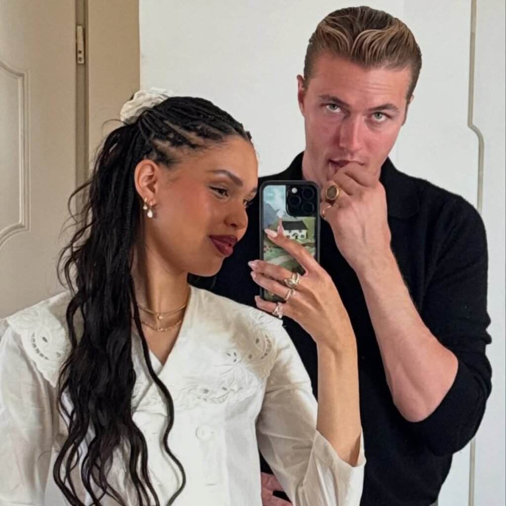 Pregnant Nara Smith, Lucky Blue Smith's Influencer World