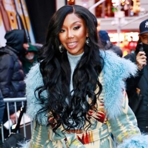 Brandy Speaks Out After Abruptly Leaving Concert Mid-Performance