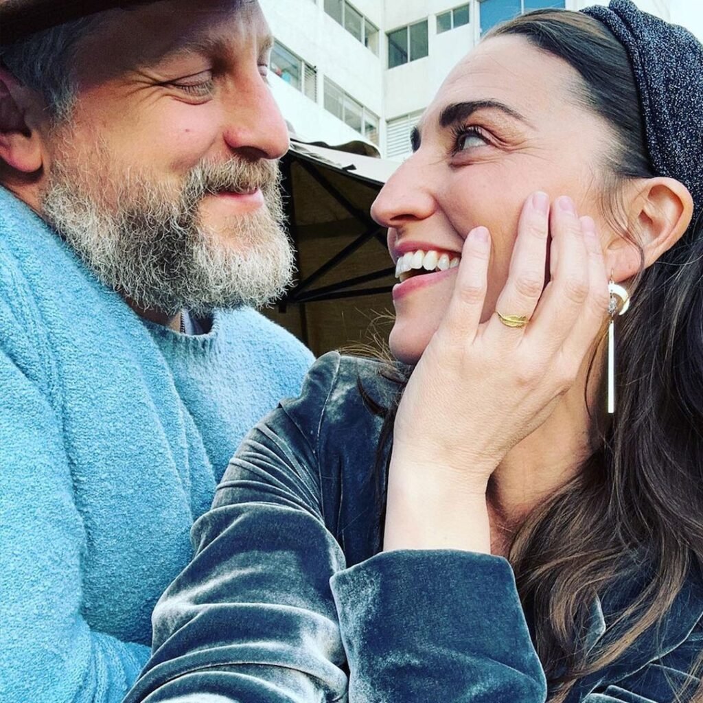 Sara Bareilles, Joe Tippett Married
