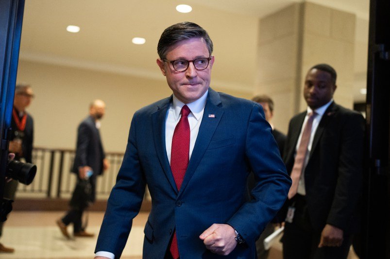 House Votes to End Government Shutdown Following Senate Deal