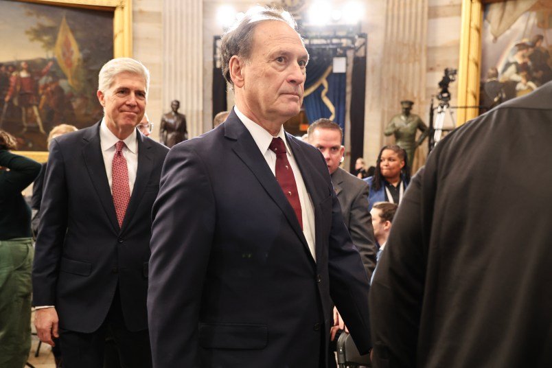 In New York Case, Alito May Preview Rough Draft of Coming Blow to Voting Rights Act