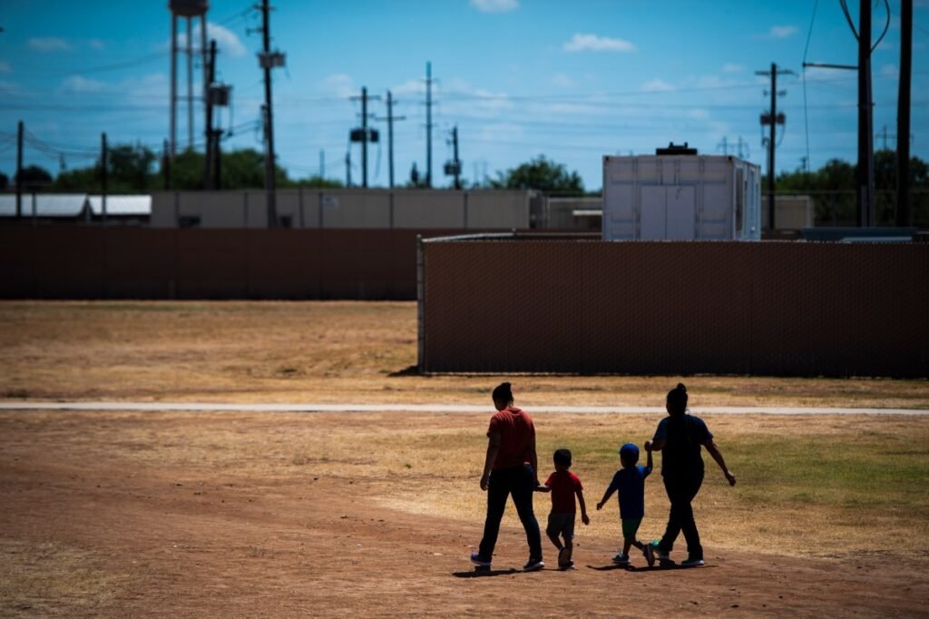 Senate Report Describes ‘Top-Down Culture of Cruelty’ in ICE Detention